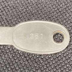 オフィス家具　鍵　中古　プラス　L351　デスク　メーカー純正
