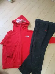 ザノースフェイス ジップアップ NIKE パンツ 140