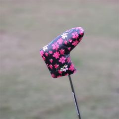 【大人気新製品1点】オシャレ桜さくらゴルフピン型パターカバー磁石開閉黒色