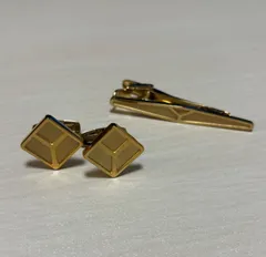 YSL　イヴ・サンローラン　カフス　ネクタイピン　セット　メンズ　中古