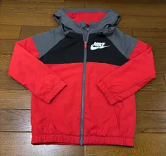 NIKE  ナイキ　キッズ　ジャケット　パーカー　ジャージ　スポーツ　お出かけ　羽織り　トップス　XSサイズ