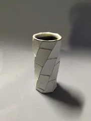 一品作品 訳あり出品 信楽焼手捻り花器 高さ31cm