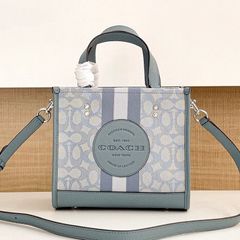 COACH デンプシー トートバッグ22 シグネチャージャカード 新品未使用