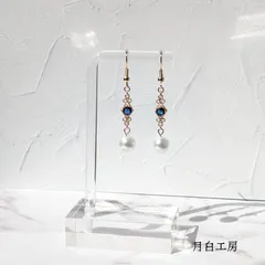 NO.63　【1点物】　キュービックジルコニア　ロイヤルブルー×パールビーズ フックピアス