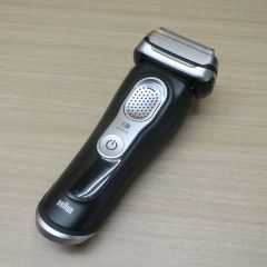 ＜未使用・展示品＞BRAUN ブラウン シリーズ9 電気シェーバー Type5793