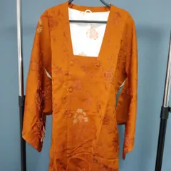 近々セール終了になります。未使用正絹着物コート✨