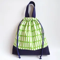 ハンドメイド リバーシブル 格子柄 × 星 体操着入れ お着替え袋 巾着バッグ 体操着袋 体操服袋 着替え袋 体操服入れ 着替え入れ 体操服バック 体操服バッグ 体操着バッグ 体操着バック 入学 入園 スター 男の子 チェック 緑 グリーン 北欧風