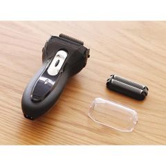 【美品】ライフオンプロダクツ リフィーリン 充電式ウォッシャブルシェーバー 2枚刃 GF-SH001 L1007 1011ML012 0120241010101476