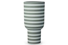 Item thumbnail for item 68418fbf-bd3f-4dcb-ab92-ebf9ca853c64