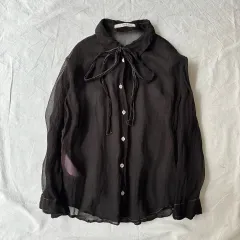 PRADA プラダ ブラウス　ブラック　38サイズ　シルク　ボウタイバンドカラー PRADA プラダ ブラウス ブラック 38サイズ シルク ボウタイ