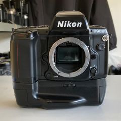 実用品 Nikon F90XS フィルムカメラ フールセット 動作OK】ニコン Nikon F90X & MB-10 - メルカリ