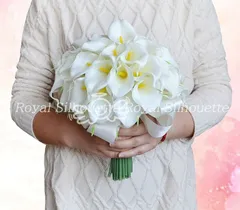 ブライダルブーケ ブーケ ウェディング ユリ 百合 花嫁 ホワイト 白 造花 結婚式 前撮り 披露宴 海外挙式 ウェディングブーケ 豪華 花束 ガーリー 可愛い フラワー お洒落 二次会