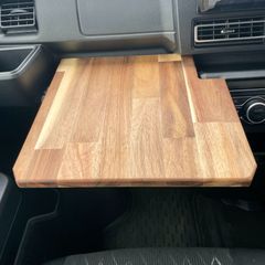 アトレー専用 木製助手席テーブル 天然アカシア材 トレイ ワックス仕上げ 面取り加工 工具不要 S700V/S710V対応 車中泊 キャンプ カスタムパーツ TABIKI