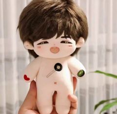 成毅 チョン・イー 公式 李沉舟 20cmぬいぐるみ本体&お洋服セット　確認用1 CbiffvuVCAEXTDcxTYMSDP.jpg@jpg