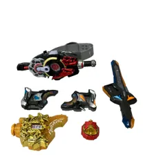 美品 バンダイ 仮面ライダーギーツ おもちゃ なりきりアイテム まとめ売り DXデザイアドライバー DXコマンドツインバックル レイジングソード 他