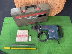 BOSCH GSH 11E 破つりハンマー ※現状品 付属品 ケース有 断線有 ケースに記名塗潰跡有（キ-28）