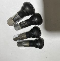 中古バルブキャップ、中古スリーブセット(新品ゴムバルブ付き)