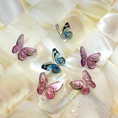 NEW ネイルパーツ プラパーツ 蝶々 立体 ３D  ５個セット３色展開