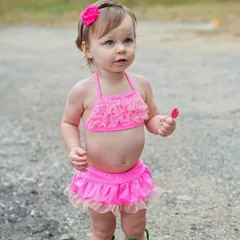 お得なクーポン配布中！在庫処分 Ruffle Butts ラッフルバッツ　ホットピンク×チュールフリル水着（ビキニ）3-6M 子供 水着    女の子  ジュニア キッズ  ビキニ  水着 かわいい フリル  子供水着 キッズ水着 女の子水着 学校用水着 スク