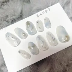 【現品限り】 ニュアンスネイル　ホワイトネイル　水色ネイル
