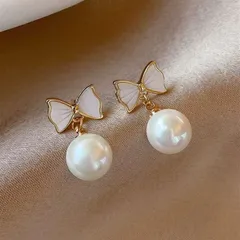 ピアス　フェイクパール10mm　可愛い　萌え系　リボン　ホワイト