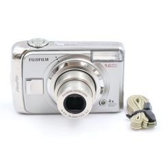 ■極上品■ FUJIFILM FinePix A900 シルバー コンパクトデジタルカメラ ファインピクス 富士フィルム
