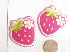 【即購入OK】ピンク　いちご　中　2枚セット　 アイロンワッペン