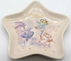 【中古】皿・ボウル ステラ・ルー＆ダッフィー＆リーナ・ベル スーベニアプレート 「Duffy and Friends-ダッフィー＆フレンズ- ダッフィー＆フレンズのダンシング・スノーフレークス」 東京ディズニーシー限定