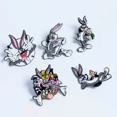 2025年最新】Looney Tunes ピンズ・ピンバッジ・缶バッジの人気