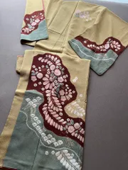 辻ヶ花　付下げ　染め分け　ベージュ　着物