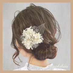ウェディングヘッドドレス ＊ プリザーブドフラワー 結婚式 ウェディング ブライダル wedding bridal 前撮り フォトウェディング 髪飾り ヘッドパーツ ヘアアクセサリー ティアラ 花冠 ビジュー 花嫁 新婦 シルバー ホワイト 白 dress