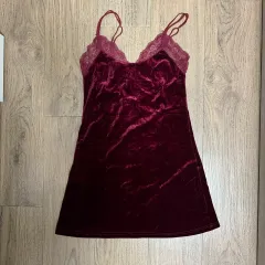 スリップ ワンピースパジャマ