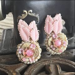 ヴィンテージ クリーピー・ジュエリー 薔薇 ピアス ゴススタイル 