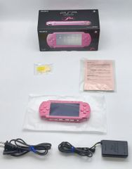 中古 PSP「プレイステーション・ポータブル」 ピンク (PSP-1000PK) Amazon | PSP「プレイステーション・ポータブル」 ピンク (PSP