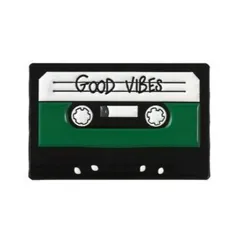 カセットテープ　ピンバッジ レトロ アンティーク 風 ピンズ  ユニセックス