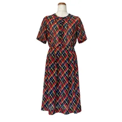 赤チェックワンピース