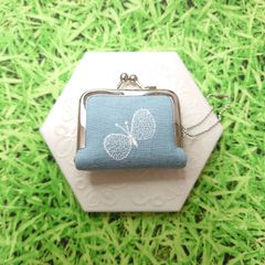 ミナペルホネン　希少tarte両面　がま口チャーム　ハンドメイド ミナペルホネン✨trickle ホワイト✨ミニミニがま口チャーム