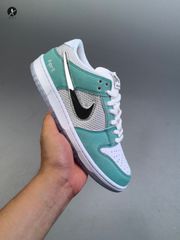 【ナイキ】⭐未使用✨男女兼用🆕箱付🆕新品⭐Nike ナイキ SB Dunk Low x April スケートボード ターボ グリーン FD2562-400