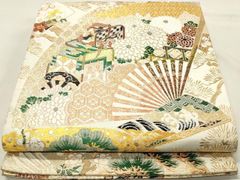 Item thumbnail for item 02736388-a383-49dc-b6c4-591d19afdeb8