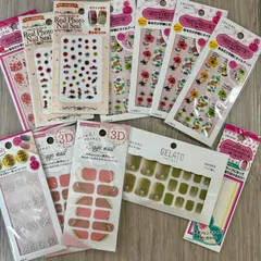 ネイルシール　11点　3D仕上げ　フラワー　エレガント　まとめ売り