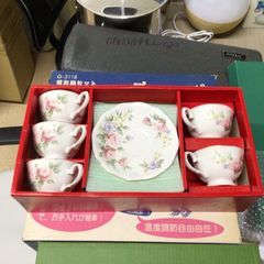 ナルミ ルーシーガーデンいちごとぶどうの花柄 ティーカップセット 