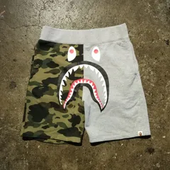 シャークパンツ エイプ 即購入⭕ A BATHING APE】【シャーク】【日本製】【ボトムス】ア