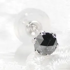 2025年最新】K18WGダイヤスタッド ピアス 0.2CTの人気アイテム - メルカリ