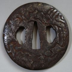 江戸期作　大鍔83mm187g　鍛鉄木瓜形鍔　吹き寄せ象嵌　家紋散らし　櫃孔埋め 江戸期作 大鍔83mm187g 鍛鉄木瓜形鍔 吹き寄せ象嵌 家紋散らし