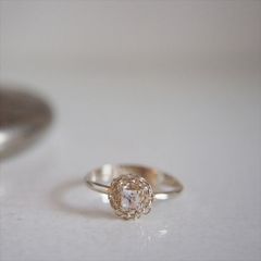Ouca（ウーサ）リング／SV925*バロックシリーズ*チェーン風石枠ジルコニア一粒リング＃5