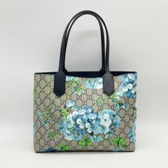▼GUCCI グッチ GGブルームス リバーシブル トートバッグ ハンドバッグ PVCレザー ロゴ GGスプリーム ベージュ系 ブルー系 ネイビー系 フラワープリント 花柄 総柄 【中古】Aランク　2_227