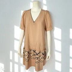 ドリット DRitte NANO universe　Vネック 微光沢 ボトムライン刺繍 フレアワンピース/チュニック　ライトキャメル　レディース