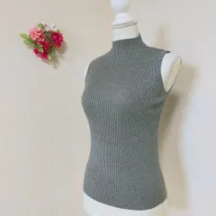 【グレー】生地、デザイン最高！！ニット ノースリーブ  伸縮性タイト