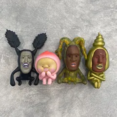 【４個セット】　こびとづかん おすわりマスコット 2 こびとずかん　こびと図鑑　イチゴクレナイ　バイブスマダラ　アラシクロバネ　タカラコガネ　カクレケダマ　シノビイエコビト　カクレモモジリ　シークレット　スモモノウチ　リトルハナガシラ