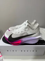 2025年最新】ズームフライ3 ピンクの人気アイテム - メルカリ